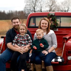 Meet your Posher, Elaine